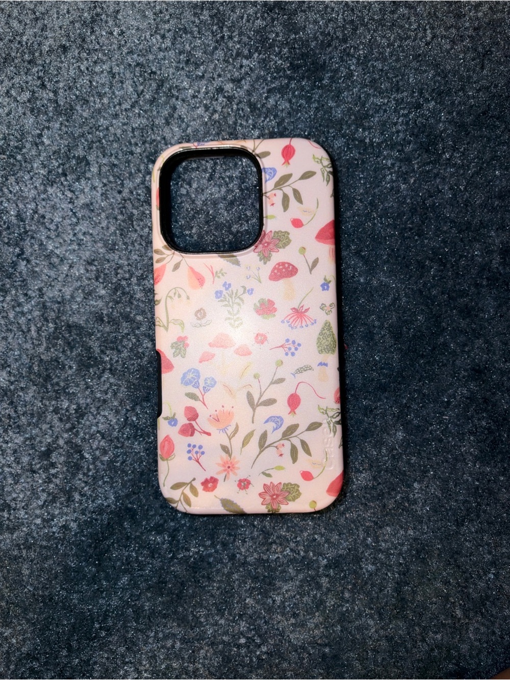 Casely iPhone 16 Pro Floral Case